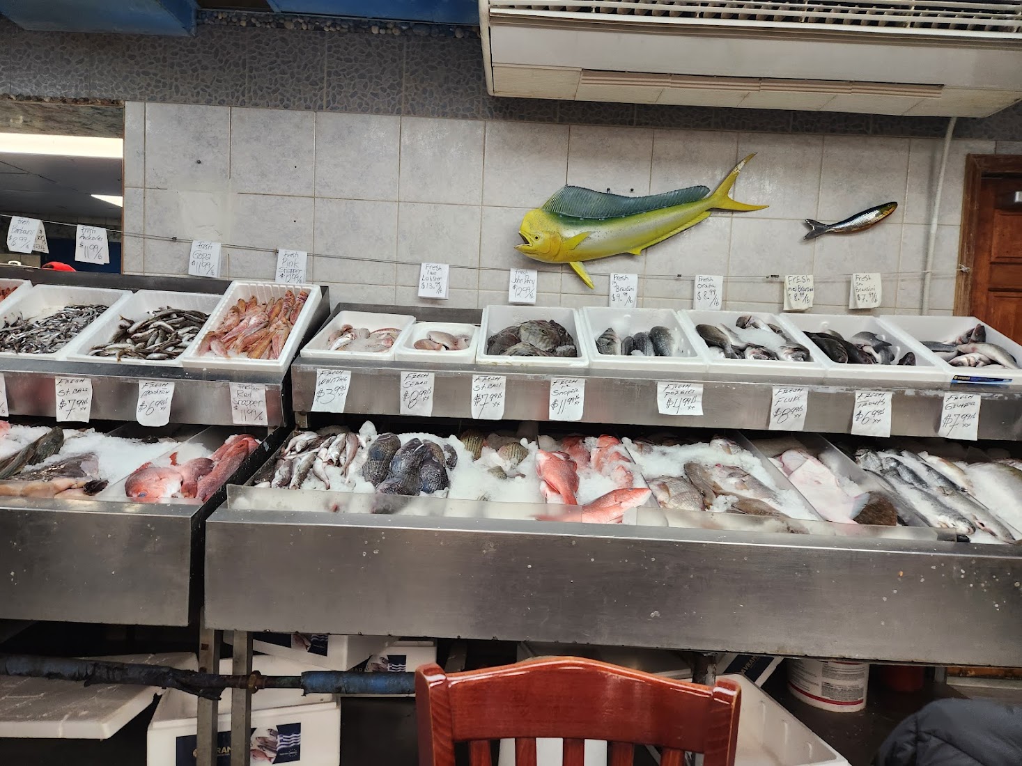 The fresh fish counter at Astoria Seafood